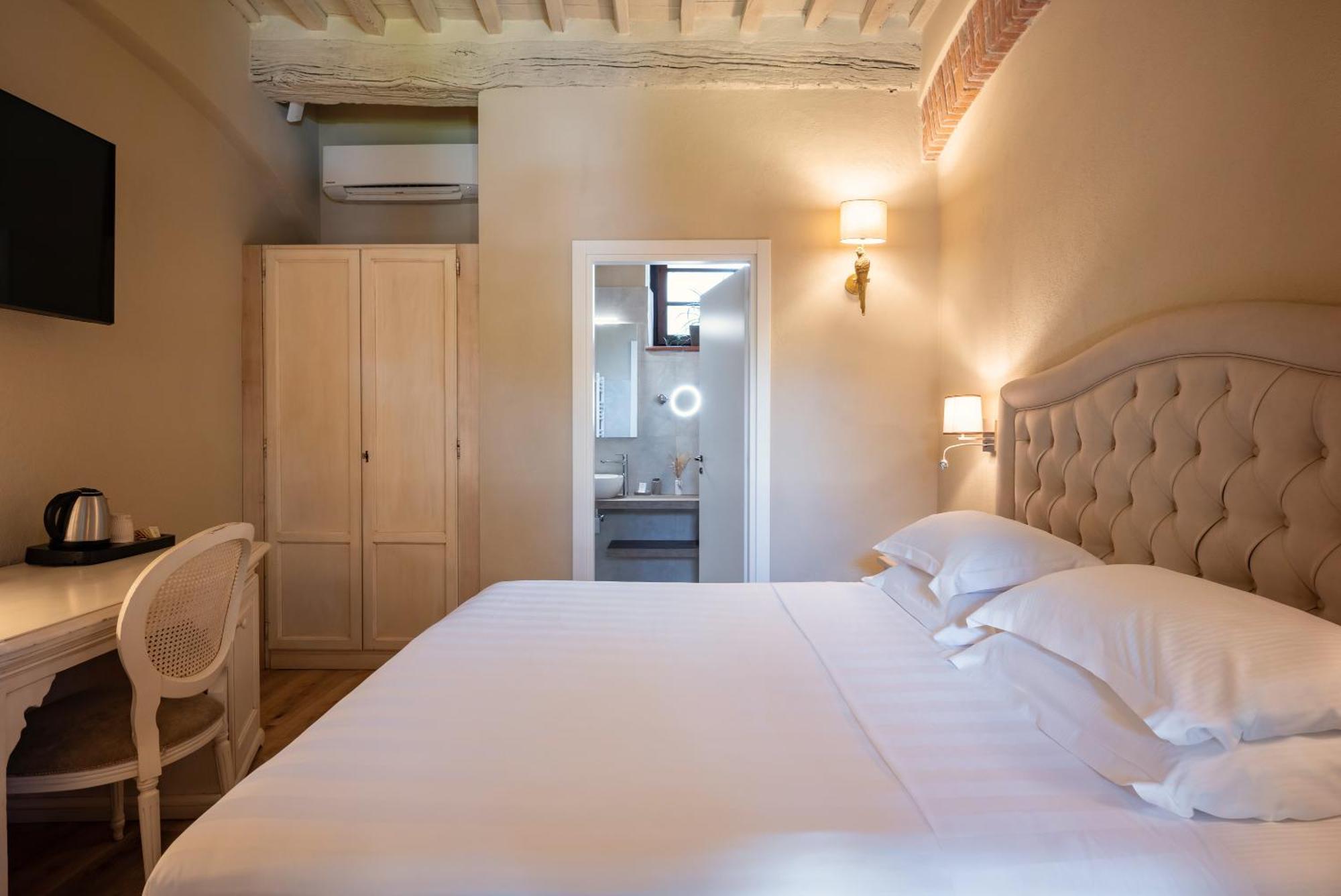 Calidario Terme Etrusche Hotel เวนตูรีนา แตร์เม ภายนอก รูปภาพ