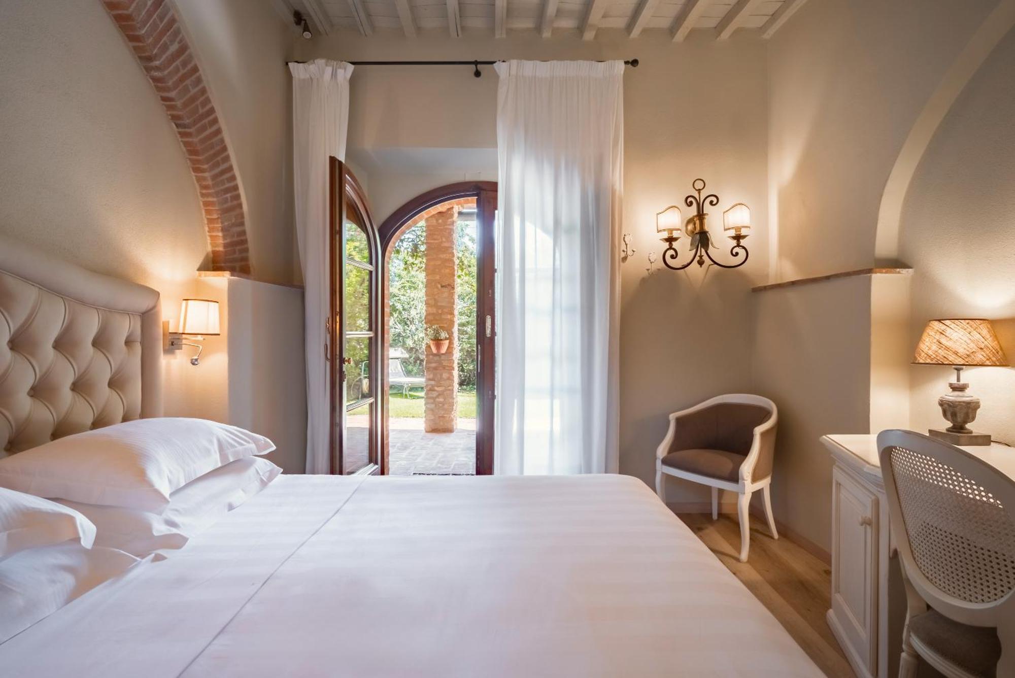 Calidario Terme Etrusche Hotel เวนตูรีนา แตร์เม ภายนอก รูปภาพ